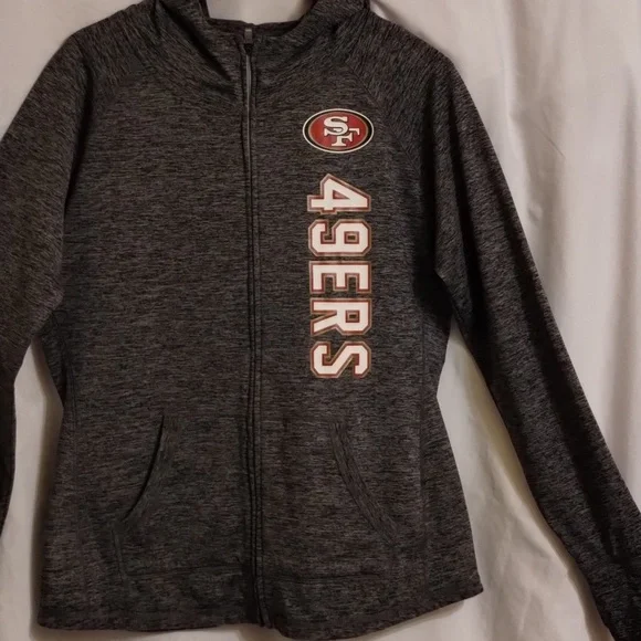 NFL Women's Gray Team Apparel. In Excelent Conditions!!! - Picture 2 of 14